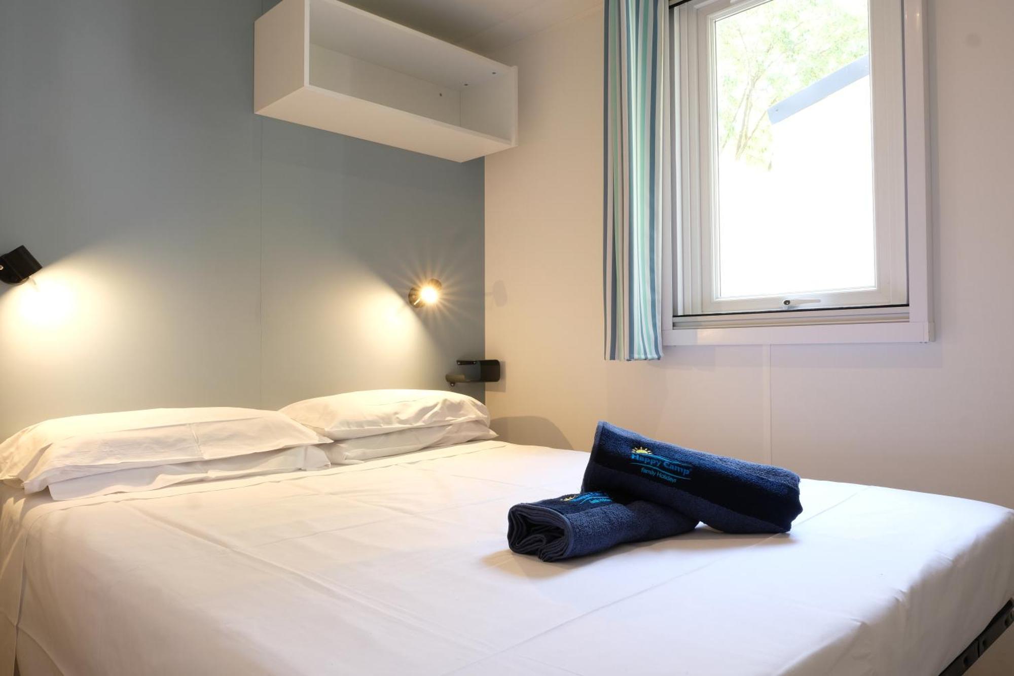 Happy Camp Mobile Homes In Camping Villaggio Lamaforca 카로비그노 외부 사진