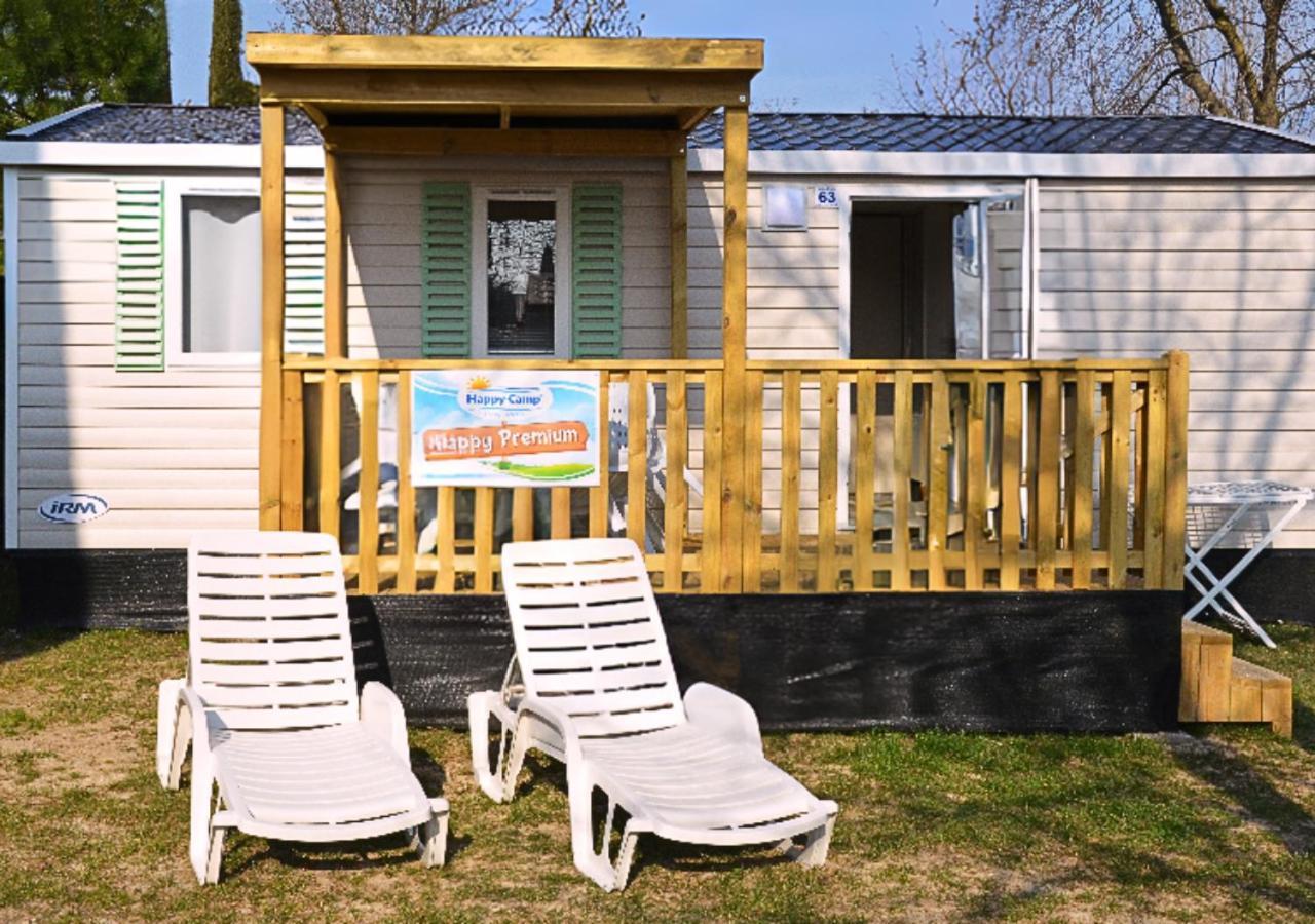 Happy Camp Mobile Homes In Camping Villaggio Lamaforca 카로비그노 외부 사진
