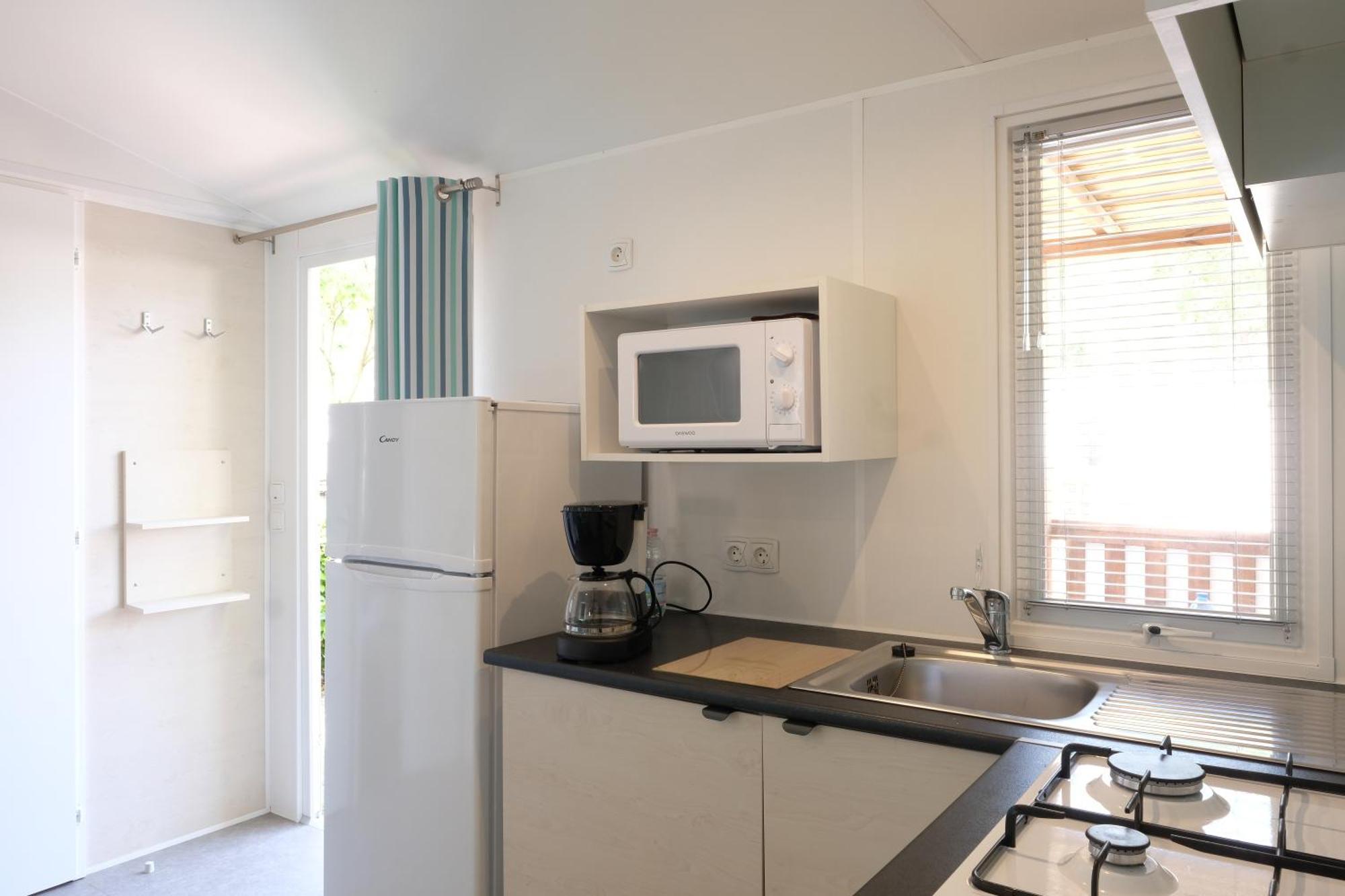 Happy Camp Mobile Homes In Camping Villaggio Lamaforca 카로비그노 외부 사진